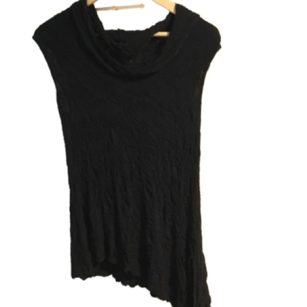Black puckered Snoskins soft sleeveless top.